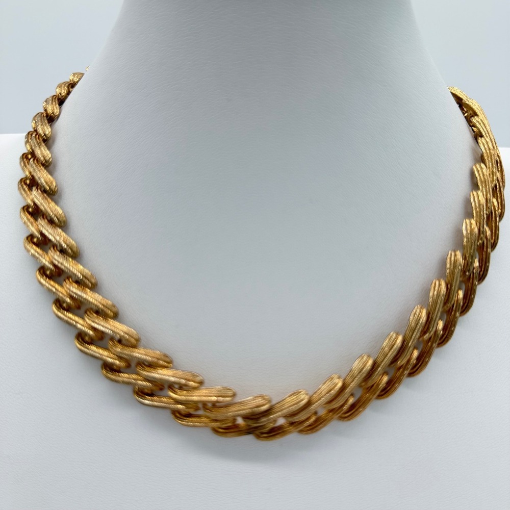 Vintage 80's Gold Tone Chain Link Necklace Textured Collar Made In Korea